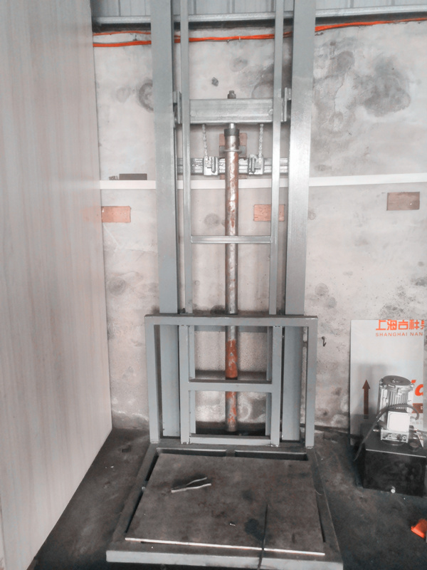 探索導(dǎo)軌升降貨梯的油箱(圖3) \